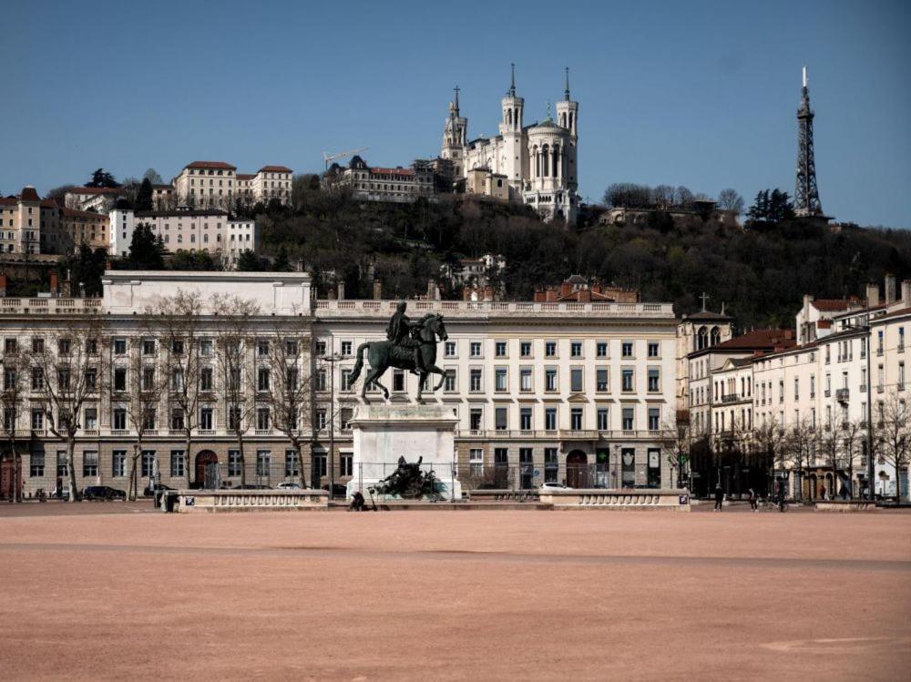 Chambre Spacieuse Au Calme Proche De Lyon Sathonay-Village Экстерьер фото